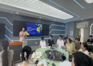 融新启智 共赴新程 beat365官网2025年新入职人员岗前培训圆满落幕