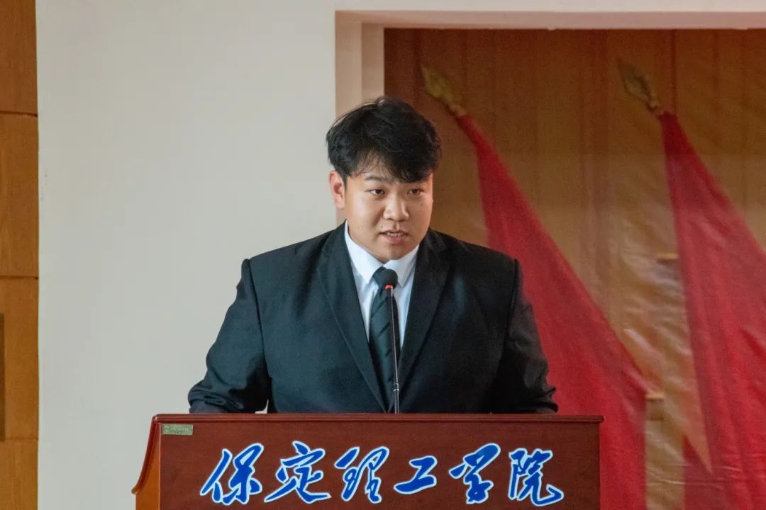 我院第四届团总支学生会换届大会圆满结束！