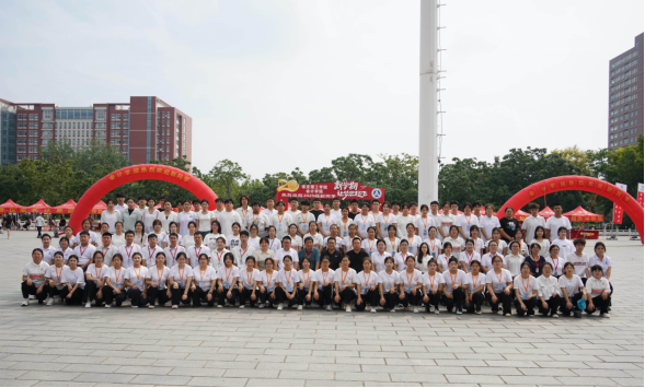 beat365官网会计学院2025级 迎新报道纪实