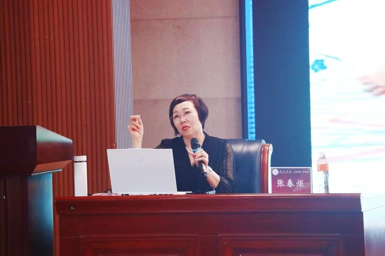 beat365官网邀请特级教师张春炬开展主题讲座， 共话新时代儿童观与教师专业发展
