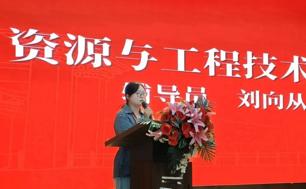 逐梦新程聚力远航——我院新生见面会暨军训表彰大会圆满举行
