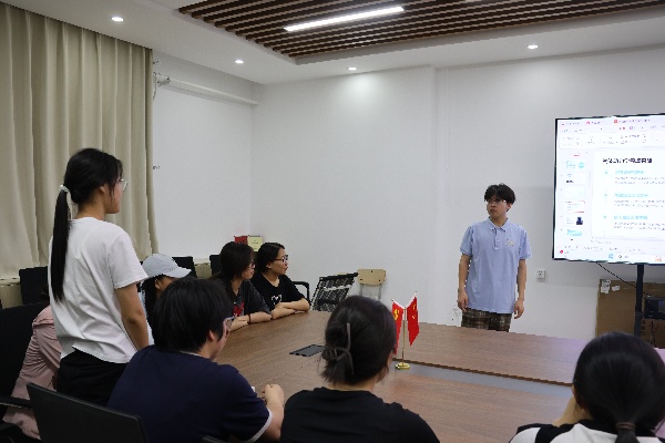 科学家精神进校园———beat365官网“青科声宣讲团”系列活动（三）  ​