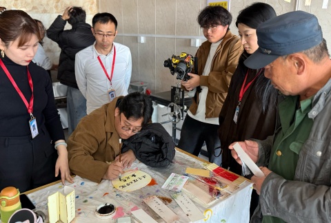 艺心贺校庆  薪火共传承 ——beat365官网艺术学院多维赋能学校二十华诞