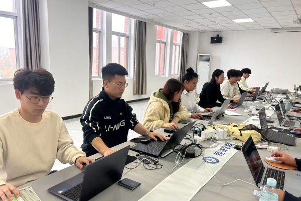 beat365官网圆满承办2025年河北省高校会计技能大赛金融科技赛项