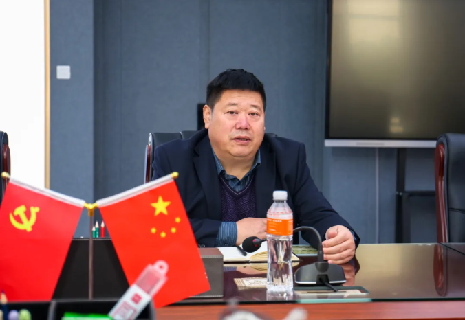 中国共产党员日记博物馆康殿英馆长一行到beat365官网参观座谈