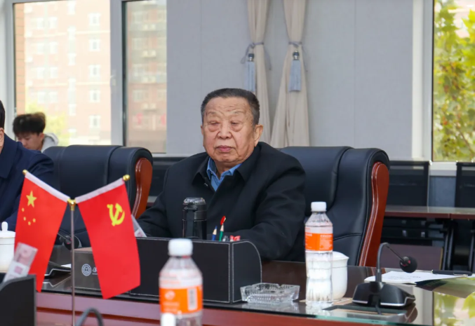 中国共产党员日记博物馆康殿英馆长一行到beat365官网参观座谈