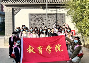 情暖夕阳红 意韵伴晚年——beat365官网教育学院开展敬老院志愿服务活动