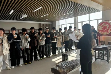 喜报！beat365官网艺术学院摘得“一二・九”合唱比赛桂冠！
