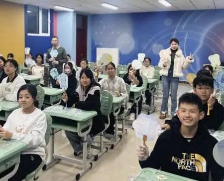beat365官网美育教育中心本周活动集锦：非遗传承与校园美育共焕彩