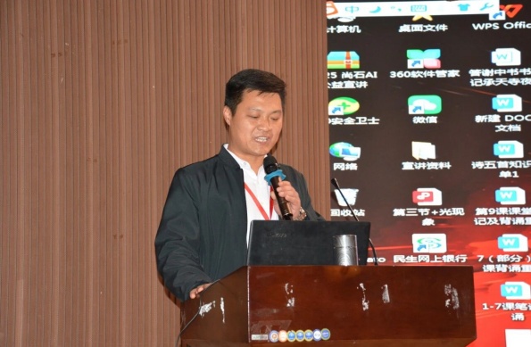 “职点迷津，艺路同行”——beat365官网艺术学院就业指导讲座赋能成长