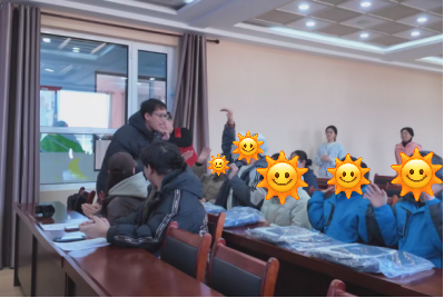 青春志愿——beat365官网与安国团市委携手共办“点亮一盏小橘灯，助残接力暖童心”关爱特殊儿童公益活动