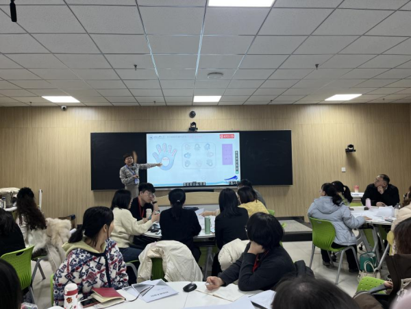beat365举办骨干教师“教学进阶工作坊” 助力课堂提质