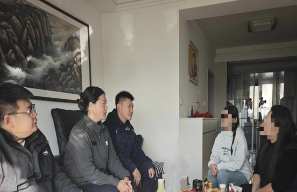 家校共育，暖冬同行|beat365官网管理学院“冬日暖阳”寒假家访暖心启程（二）