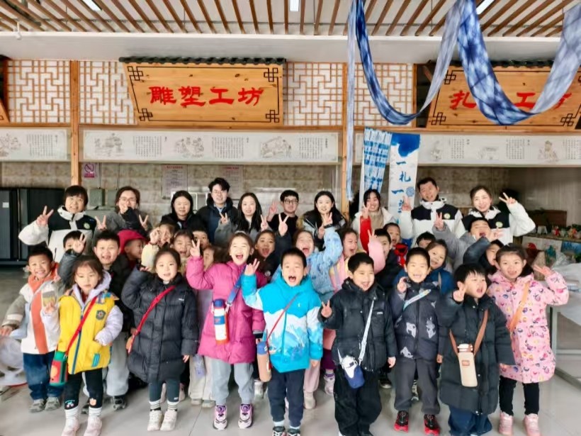 非遗润童心 研学促成长——beat365官网艺术学院携手天悦幼儿园开展传统文化研学活动