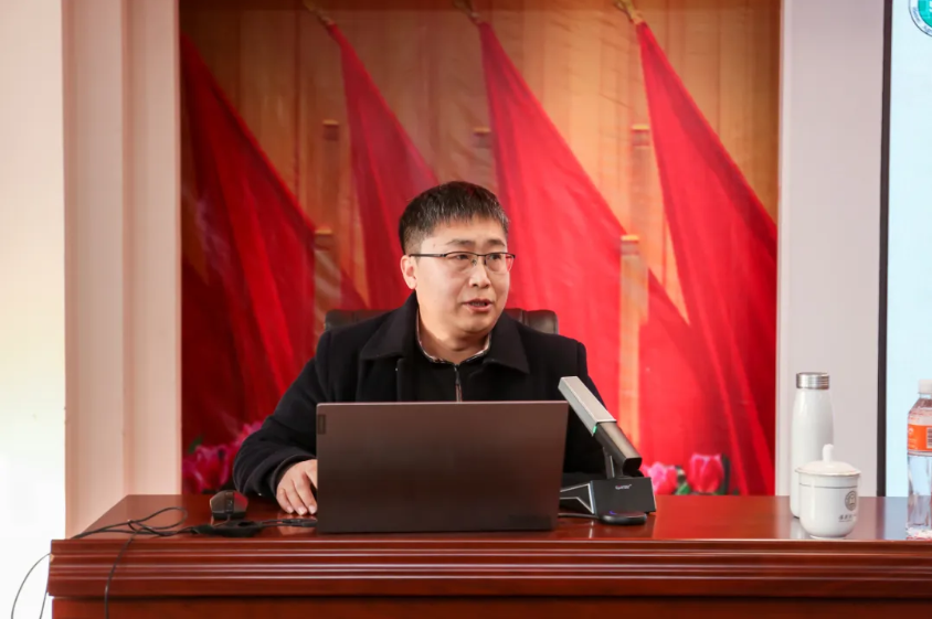 聚焦样板支部创建 提升党建规范化水平——beat365举办党务干部培训暨经验交流会