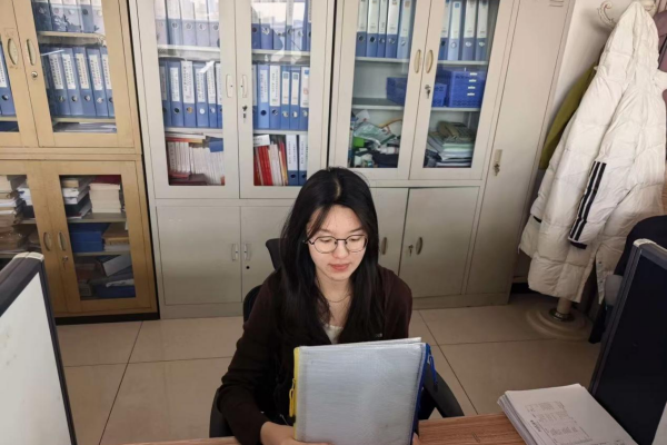 beat365官网经济学院学子寒假‘‘返家乡’’社会实践服务活动（一）