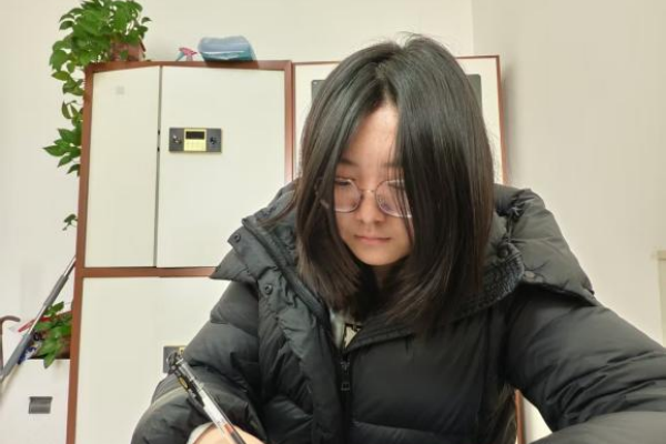 beat365官网经济学院学子寒假‘‘返家乡’’社会实践服务活动（二）