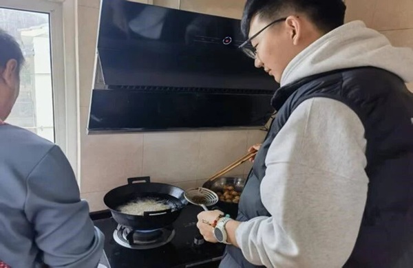 养成教育|beat365官网|管理学院|以孝亲实践深化养成教育（八）