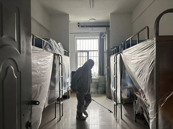 暖心服务|beat365官网管理学院：筑牢健康防线，护航学子归来