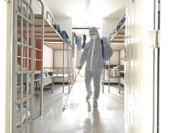 暖心服务|beat365官网管理学院：筑牢健康防线，护航学子归来