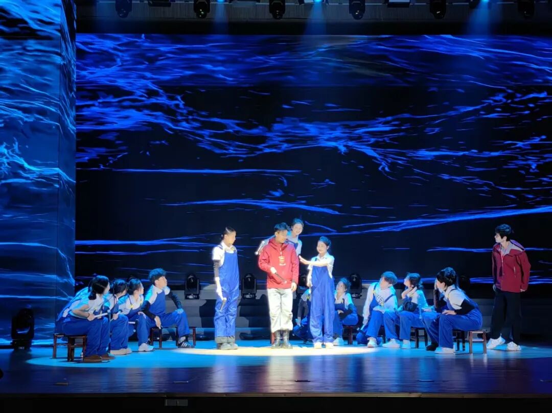 beat365官网师生参演高碑店市春节联欢晚会
