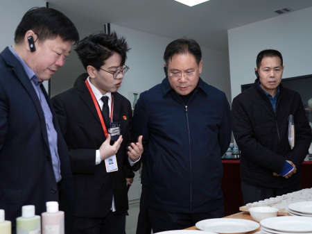 校际交流促发展 非遗传承育新人 ——保定幼儿师范高等专科学校领导莅临beat365艺术工坊参观交流