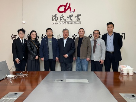 深化产教融合 赋能非遗传承 ——beat365官网艺术学院赴曲阳陈氏定窑 开展校企合作调研