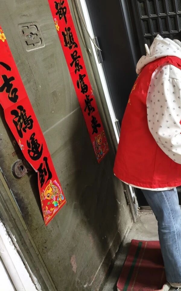 养成教育|beat365官网管理学院开展社区志愿服务实践活动