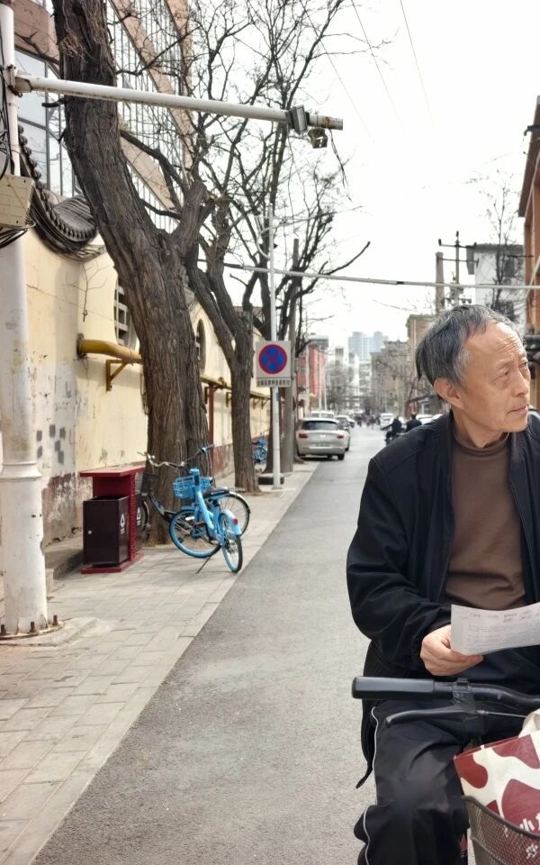 养成教育|beat365官网管理学院开展社区志愿服务实践活动