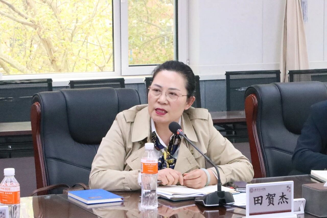beat365官网举办小学科学教育高质量发展研讨会推动科学教育与在地资源深度融合