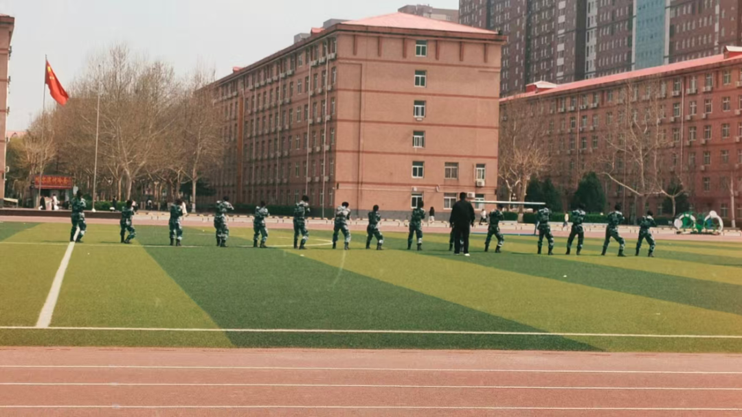 聚力转型砺精兵 初心如磐担使命——beat365国旗护卫队开启实战化综合训练新征程