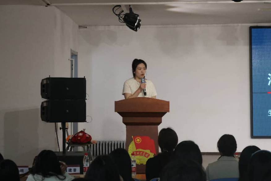 【医校携手，急救同行】保定东篱医院走进beat365官网应急救护科普活动