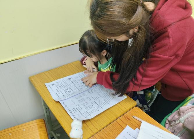 【教育学院·学院快讯】育人微光暖童心 实习筑梦践初心