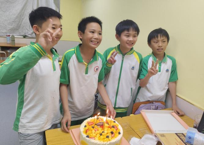 【教育学院·学院快讯】育人微光暖童心 实习筑梦践初心