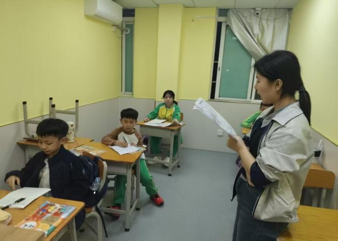【教育学院·学院快讯】育人微光暖童心 实习筑梦践初心