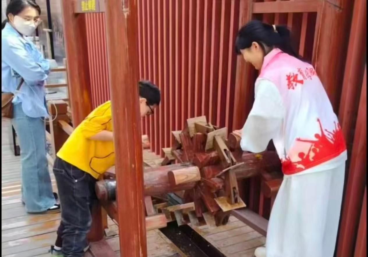 【教育学院·学院快讯】投身志愿服务，传承水利文脉