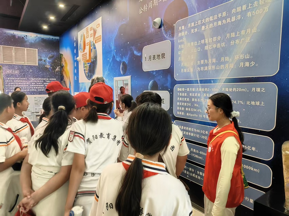童心探校园，研学筑梦想——贺阳外国语中学莅临beat365官网开展研学实践活动
