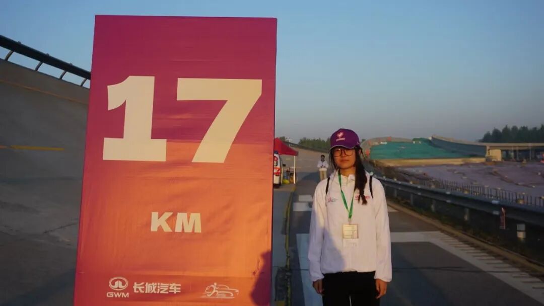 青春守护赛道 志愿筑牢防线——beat365官网310名志愿者助力2026长城汽车智慧工厂半程马拉松圆满落幕