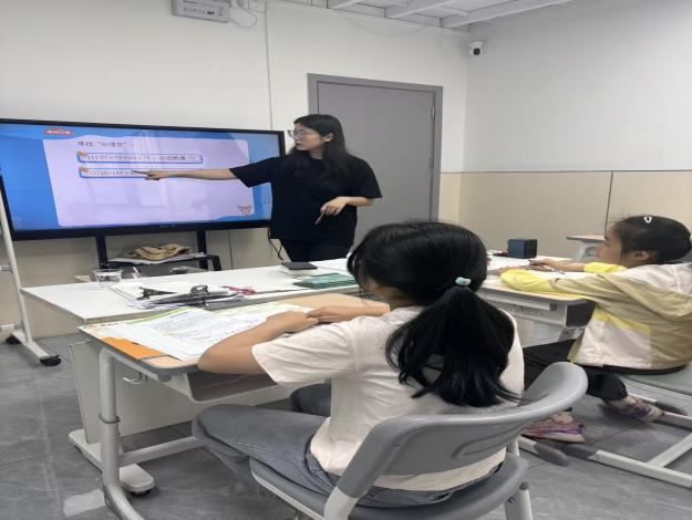 【教育学院·学院快讯】课堂砺行・技能进阶