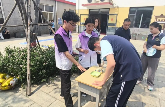 微光汇聚 与爱同行 ——会计学院助力莲池区助残日活动