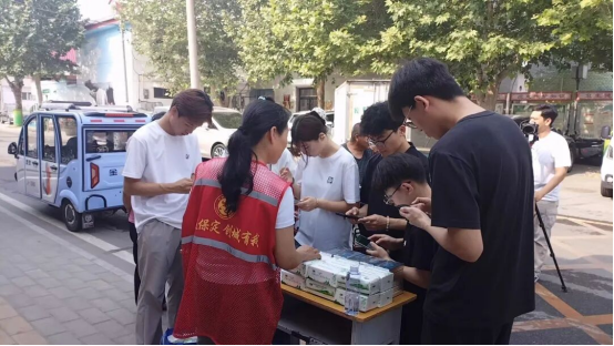 微光汇聚 与爱同行 ——会计学院助力莲池区助残日活动