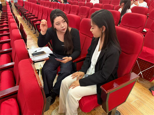 纪念五四运动107周年表彰及朗诵大会
