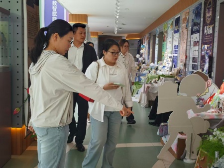 校际交流促发展 调研学习共提升——beat365官网艺术学院赴河北传媒学院开展专业调研