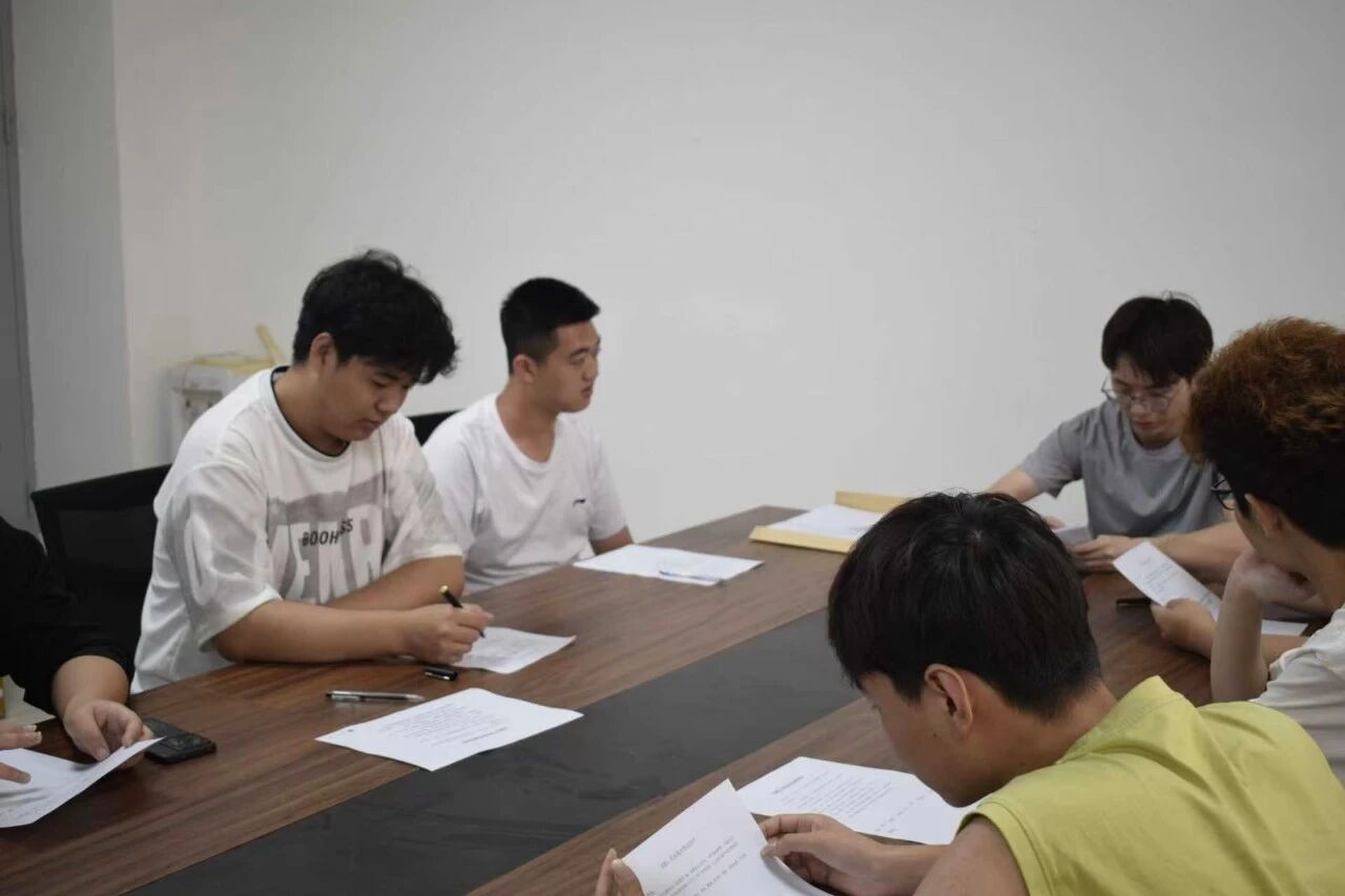 就”在周三——淬炼实战硬功，beat365官网危机处置无领导小组面试圆满收官