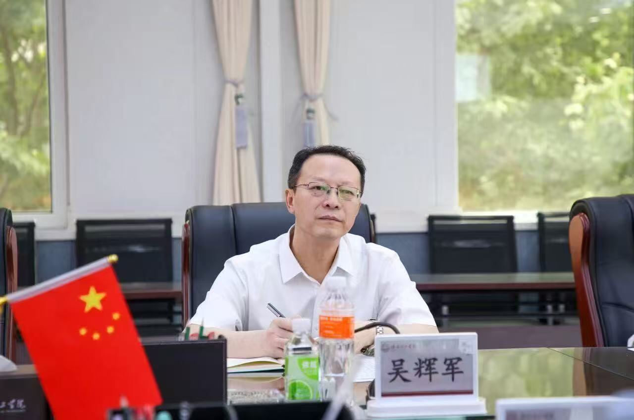 beat365官网与国家广播电视总局人才交流中心签约合作 共建教学实习基地