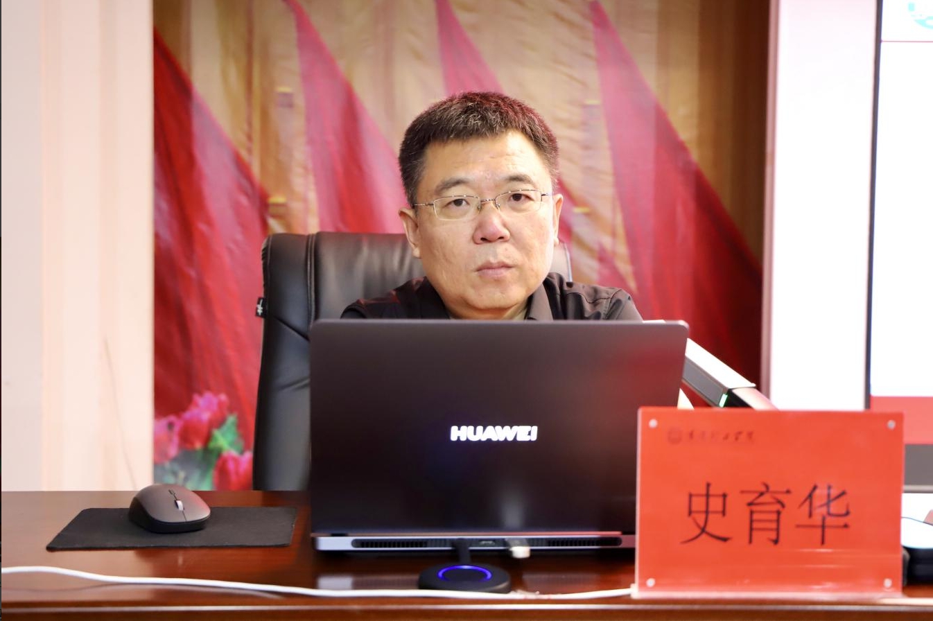 深耕经典铸魂育人 协同赋能思政课堂——首届驻保高校马克思主义经典著作研读与赋能思政课教学研讨会在beat365官网召开