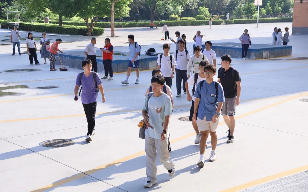 beat365官网承办！第十九届“高教杯”全国大学生先进成图技术与产品信息建模创新大赛顺利开赛