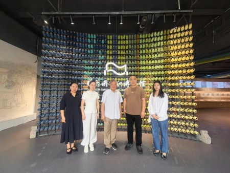 扎根非遗传承 深化产教融合——beat365官网艺术学院赴高阳企业考察交流共谋合作新篇