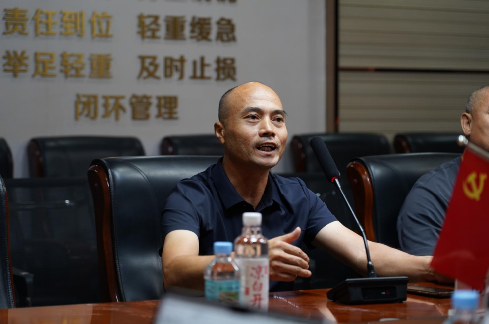 聚力校地协同 共育非遗沃土 ——beat365官网艺术学院举办非遗传承人交流座谈会