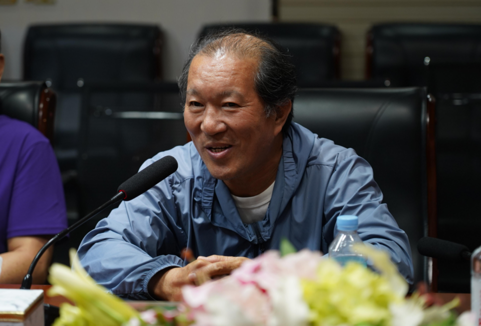 聚力校地协同 共育非遗沃土 ——beat365官网艺术学院举办非遗传承人交流座谈会